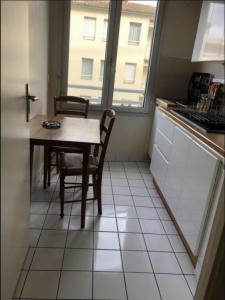 photo For rent Apartment BORDEAUX 33