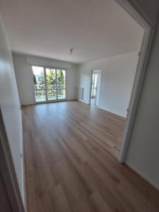 Vente Appartement 3 pièces NOISY-LE-GRAND 93160