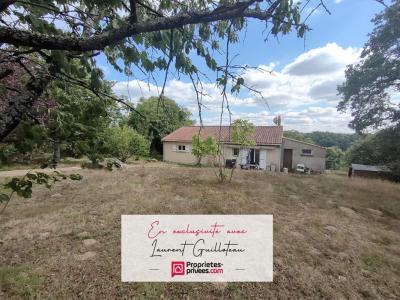 For sale House MORTAGNE-SUR-SEVRE  85