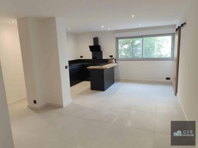 Vente Appartement 3 pièces LAVANDOU 83980