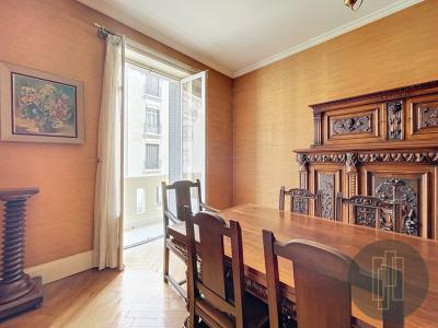 For sale Apartment LYON-6EME-ARRONDISSEMENT 
