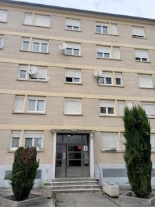 photo For rent Apartment SAINT-JULIEN-LES-VILLAS 10