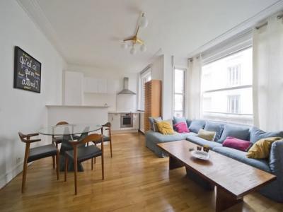 Location Appartement 2 pièces PARIS-9EME-ARRONDISSEMENT 75009