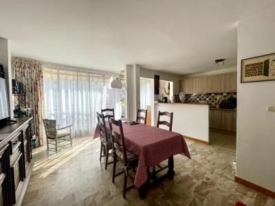Vente Appartement 4 pièces HYERES 83400