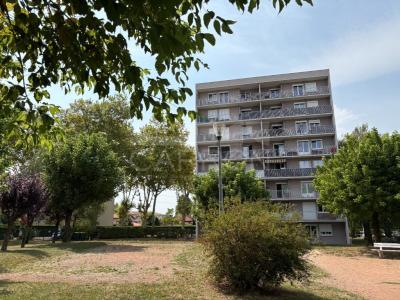 Vente Appartement 3 pièces RILLIEUX-LA-PAPE 69140