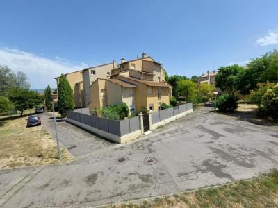 Vente Appartement 3 pièces ISLE-SUR-LA-SORGUE 84800