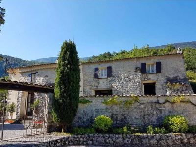 Vente Maison 5 pièces SAINT-LEGER-DU-VENTOUX 84390