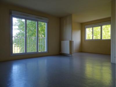 For rent Apartment VILLENEUVE-SUR-YONNE  89