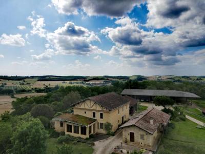 photo For sale Prestigious house BARRAN 32