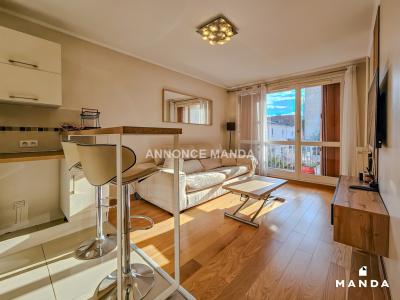 Location Appartement 2 pièces COURBEVOIE 92400