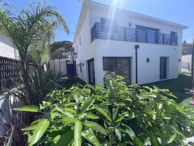 Vente Maison 8 pièces PUGET-SUR-ARGENS 83480