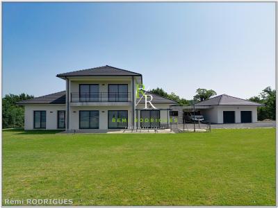 Vente Maison 7 pièces SAUVAGNON 64230