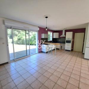 For sale House SURGERES 