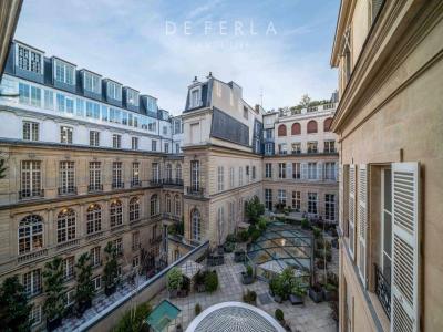 For sale Apartment PARIS-1ER-ARRONDISSEMENT