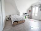 House SENLIS 