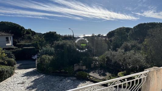 photo For sale House ISSAMBRES 83