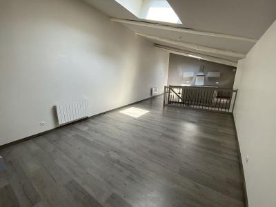 For rent Apartment MONTBRISON 