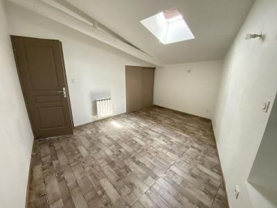 For rent Apartment MONTBRISON 