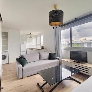 photo For rent Apartment PARIS-11EME-ARRONDISSEMENT 75
