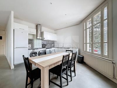photo For rent Apartment LYON-3EME-ARRONDISSEMENT 69