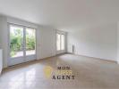 Apartment SAVIGNY-LE-TEMPLE 