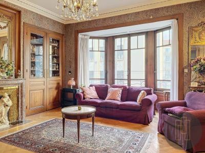 Vente Appartement LYON-6EME-ARRONDISSEMENT 