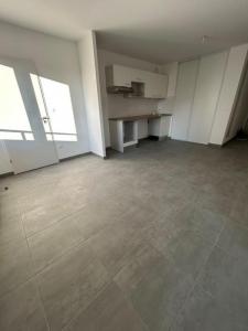 photo For rent Apartment REZE 44