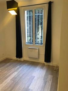 photo For rent Apartment PARIS-12EME-ARRONDISSEMENT 75
