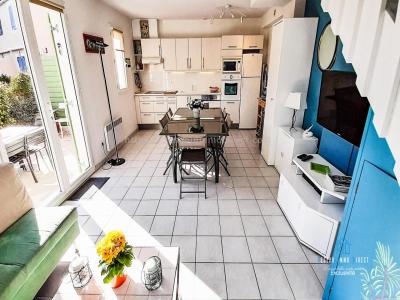 Vente Maison 4 pièces LONDE-LES-MAURES 83250