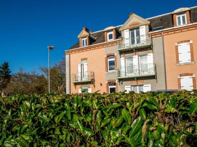 photo For rent Apartment BOURBON-LANCY 71