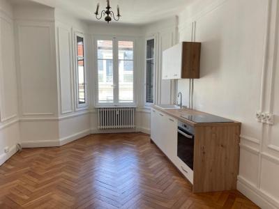 Location Appartement 3 pièces LYON-6EME-ARRONDISSEMENT 69006