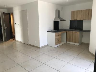 photo For rent Apartment CHAMBERY 73