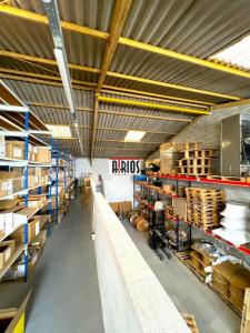 Vente Local commercial HYERES 83400