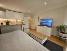 Apartment LEVALLOIS-PERRET 