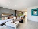 House ISSOU 