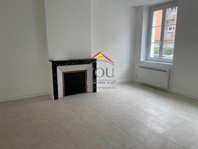 Location Appartement MERU  60