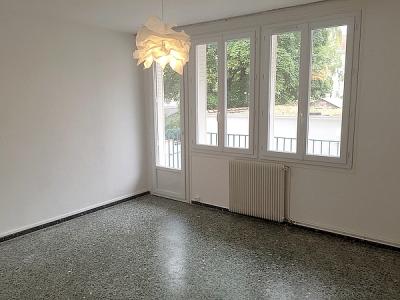For rent Apartment CLERMONT-FERRAND 