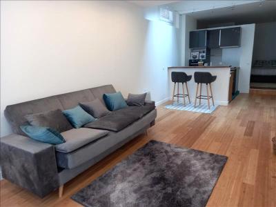 Location Appartement PUTEAUX  92