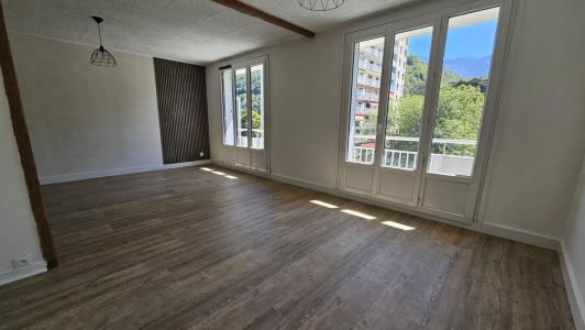 Location Appartement DOMENE 