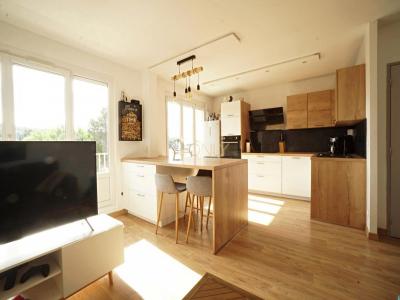 Vente Appartement 3 pièces NEUVILLE-SUR-SAONE 69250