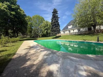 Vente Maison 12 pièces LUBERSAC 19210