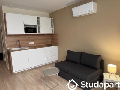 photo For rent Apartment LYON-6EME-ARRONDISSEMENT 69