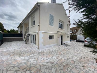 Vente Maison 6 pices CHAPELLE-EN-SERVAL 60520