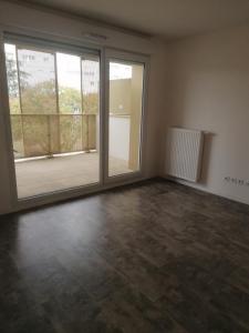 Location Appartement 2 pices BRON 69500