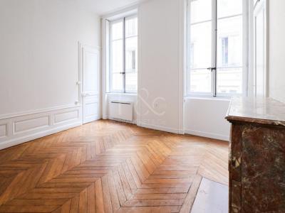 Vente Appartement 2 pièces LYON-2EME-ARRONDISSEMENT 69002