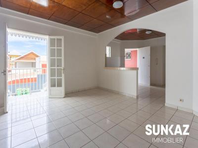 photo For rent Apartment SAINT-PIERRE 974