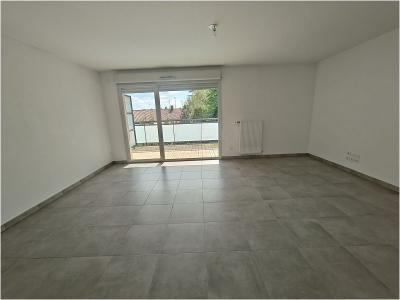 photo For rent Apartment FENOUILLET 31