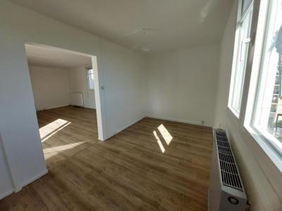 Location Appartement 4 pices NIMES 30000