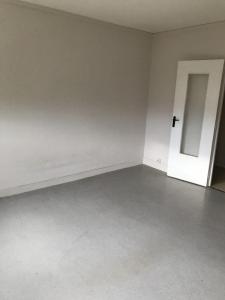For rent Apartment COMMENTRY 