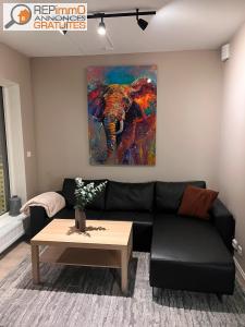photo For rent Apartment PARIS-18EME-ARRONDISSEMENT 75